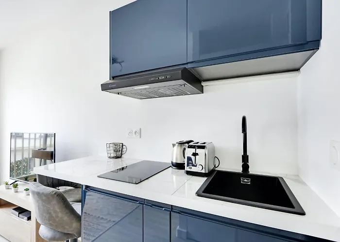 Daire Boulevard Flandrin Rue De La Pompe- Bail Mobility *