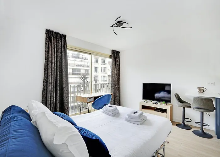 Boulevard Flandrin Rue De La Pompe- Bail Mobility Paris