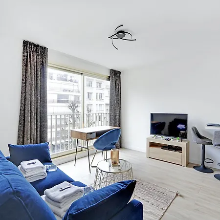 Boulevard Flandrin Rue De La Pompe- Bail Mobility Apartment
