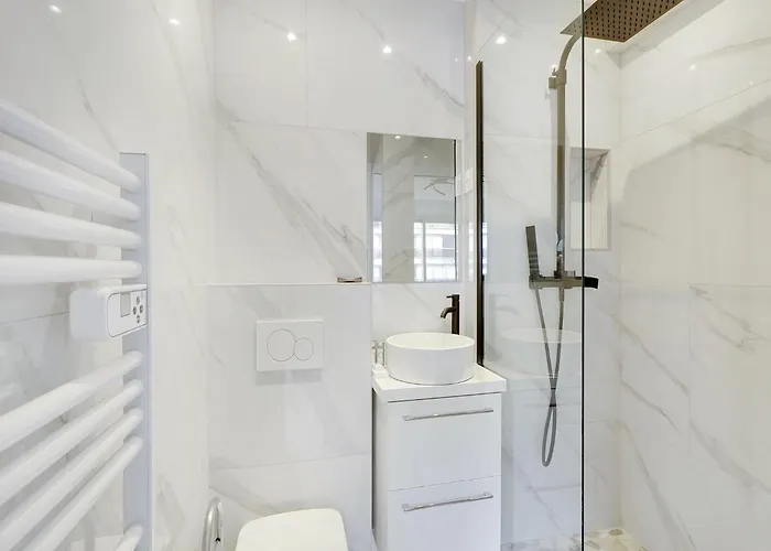 Boulevard Flandrin Rue De La Pompe- Bail Mobility Apartment *